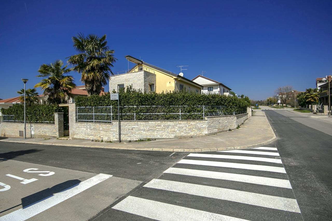 Villa Lidija 波雷奇 外观 照片