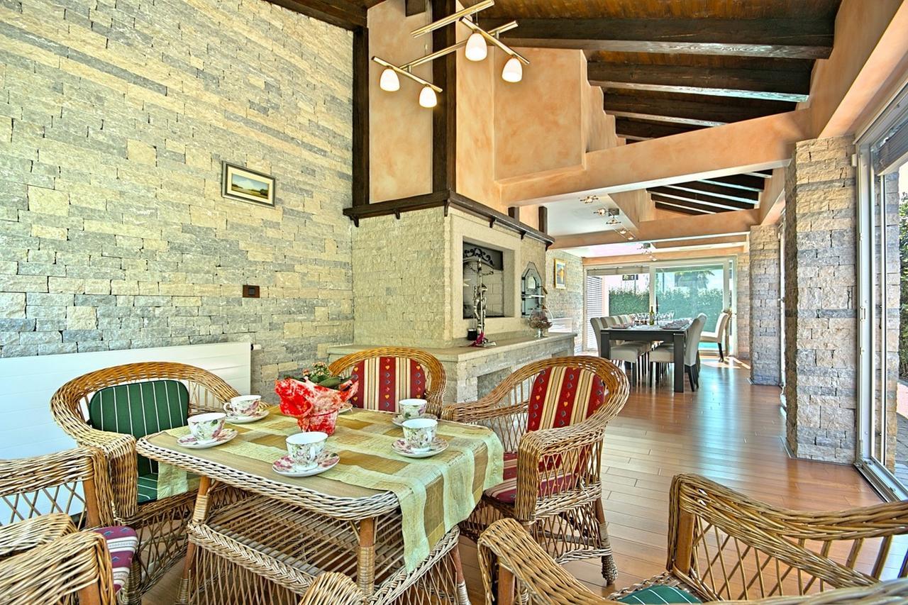Villa Lidija 波雷奇 外观 照片